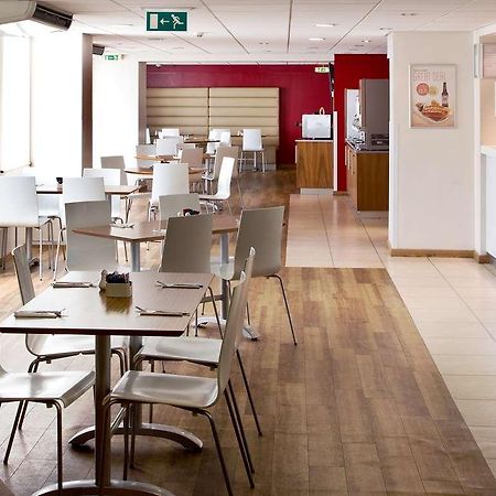 Premier Inn Worthing Seafront Étterem fotó