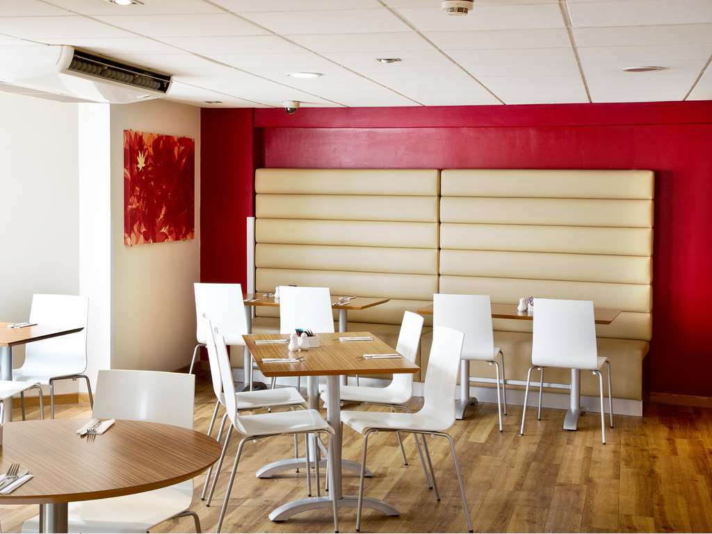 Premier Inn Worthing Seafront Étterem fotó