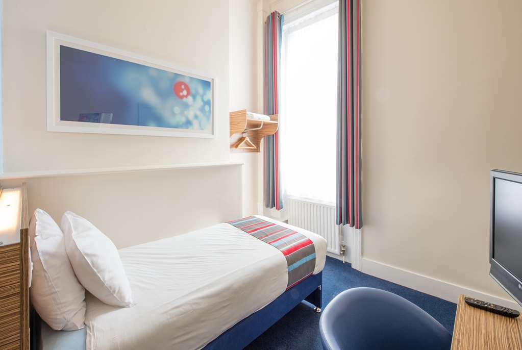 Premier Inn Worthing Seafront Szoba fotó